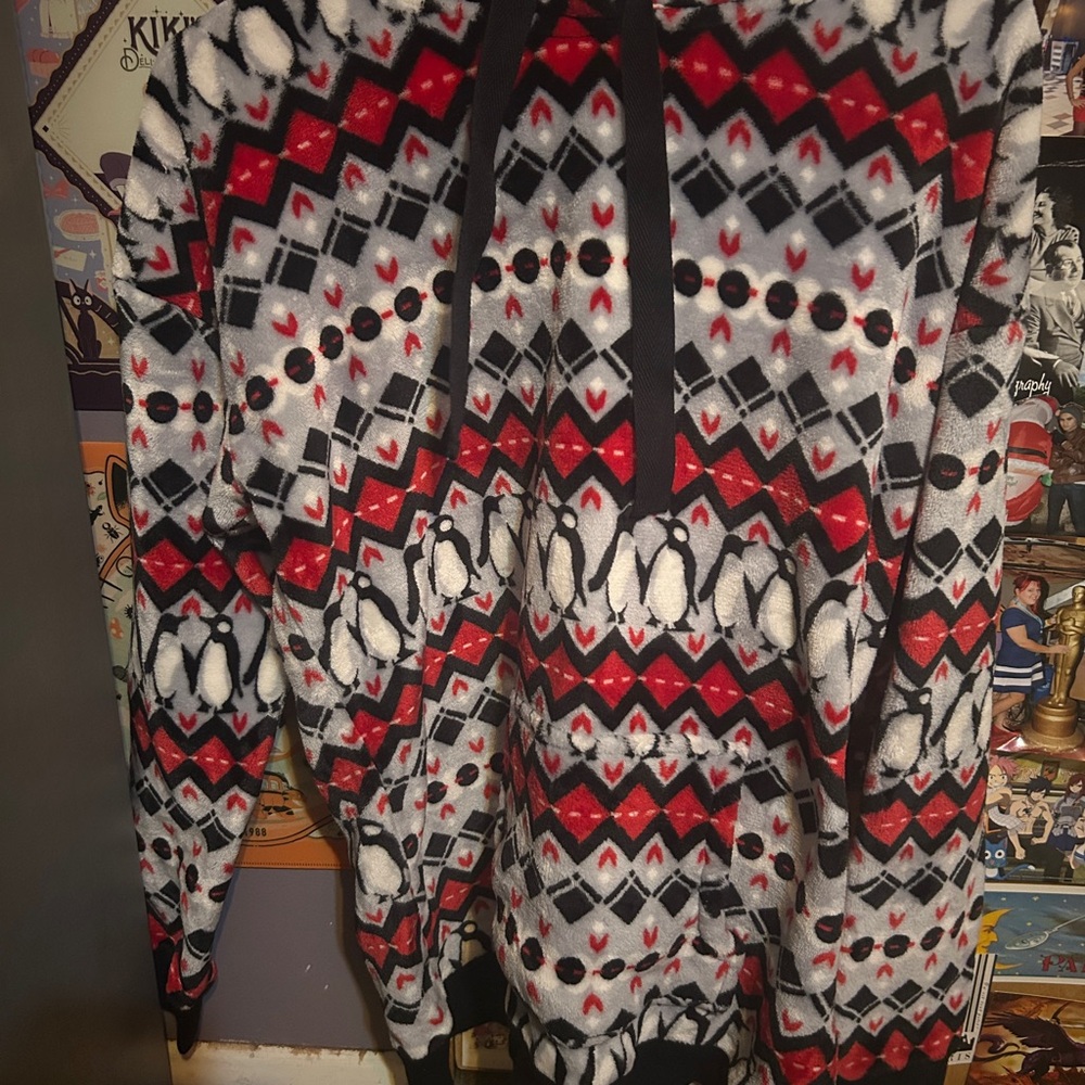 Vera Bradley Penguins Fleece Print Pullover Hoodie